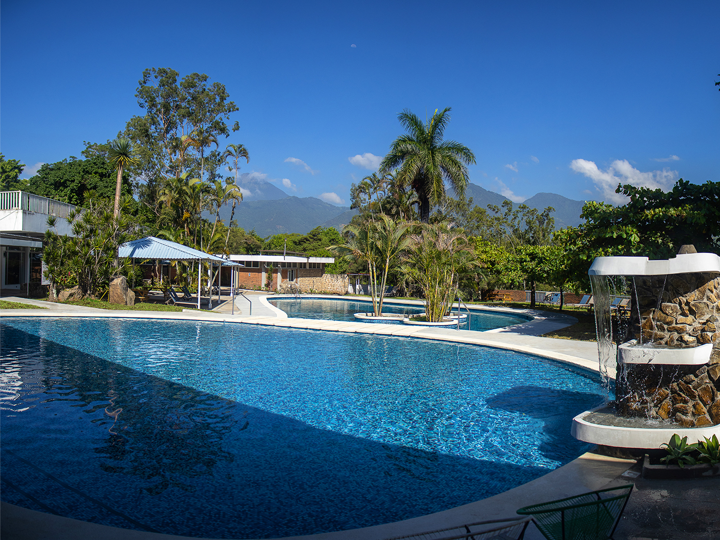 bhishan hamal recommends Hoteles En Amatitlan Guatemala