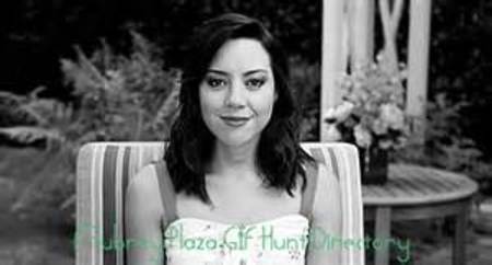 charlie guerra recommends aubrey plaza masturbation gif pic