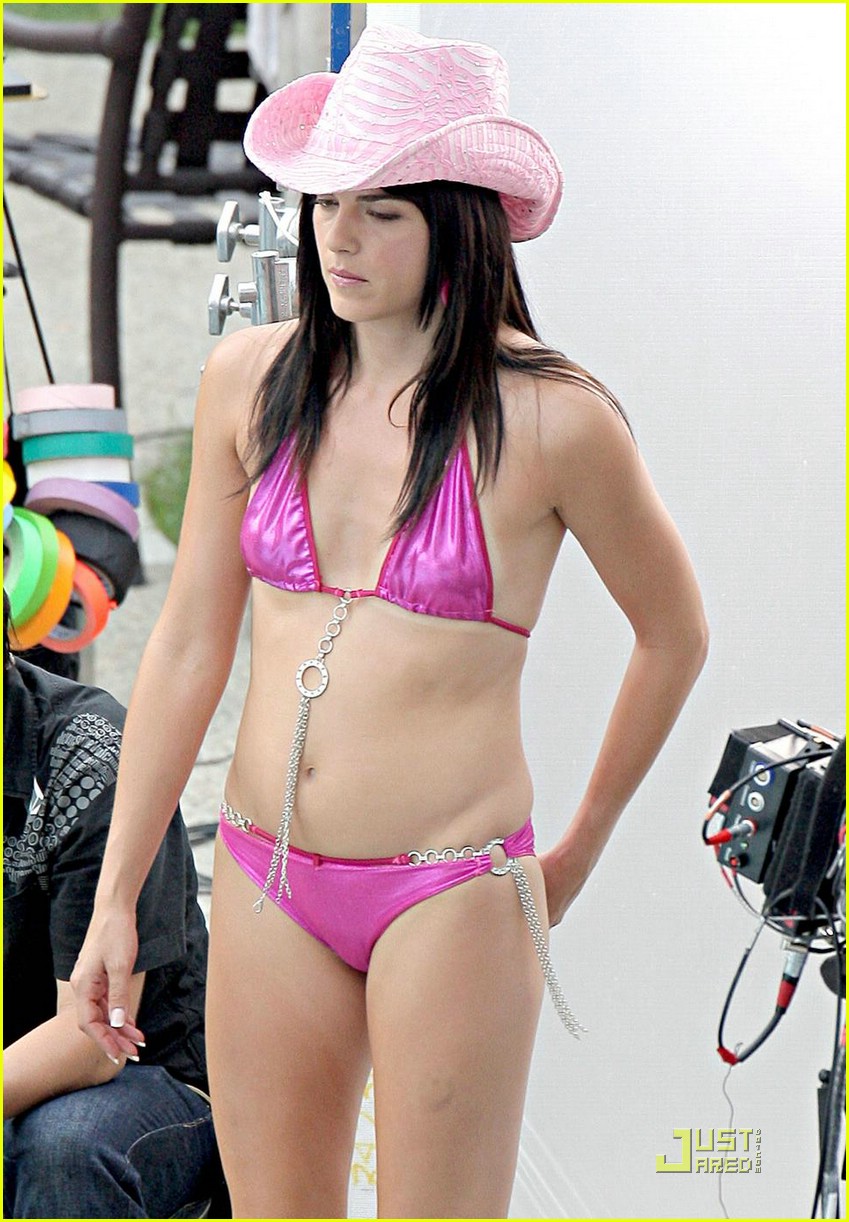 dianne bolen recommends selma blair hot pics pic