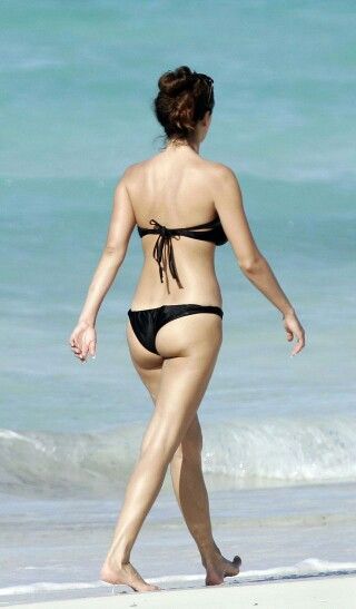 Anne Hathaway Sexy Body girl exposed
