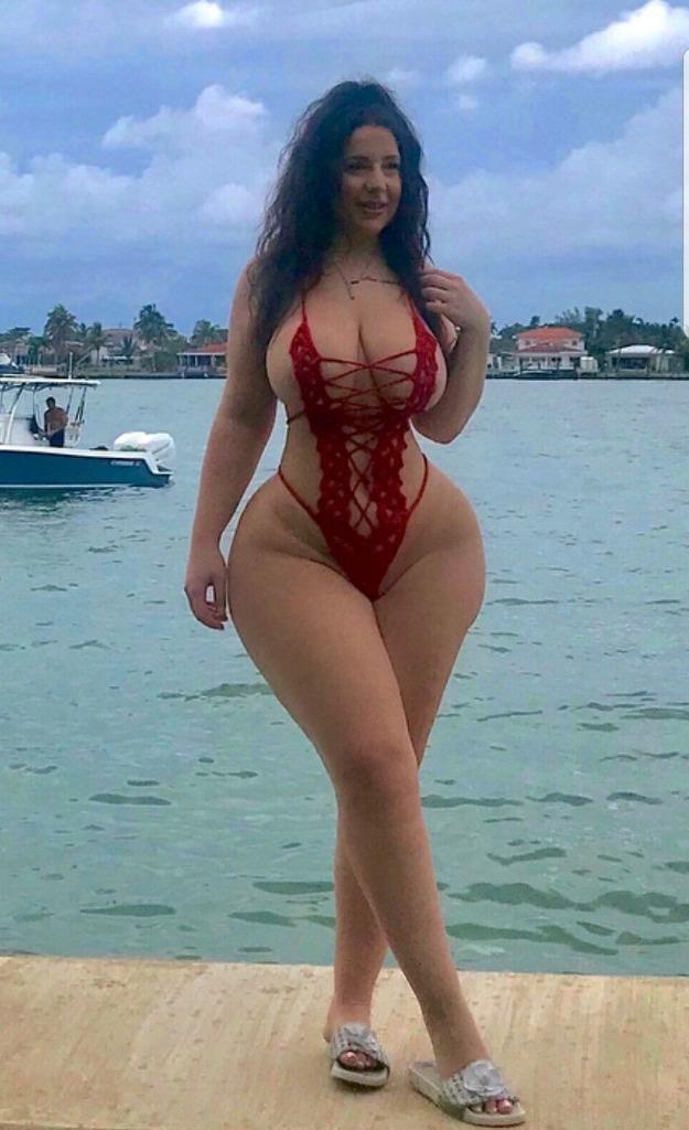 bonnie kammeyer share thick girls big boobs photos