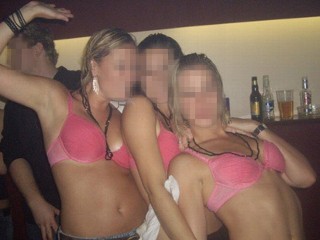 david cotant recommends sexy drunk college girls pic