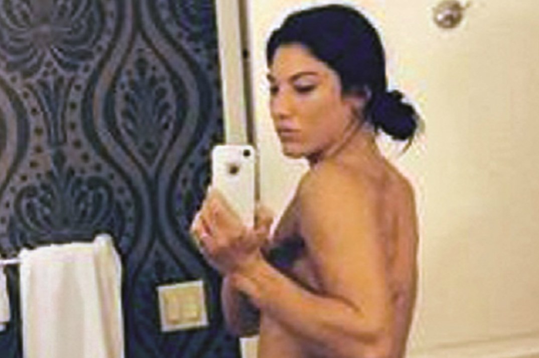 corey cee share hope solo nide photos