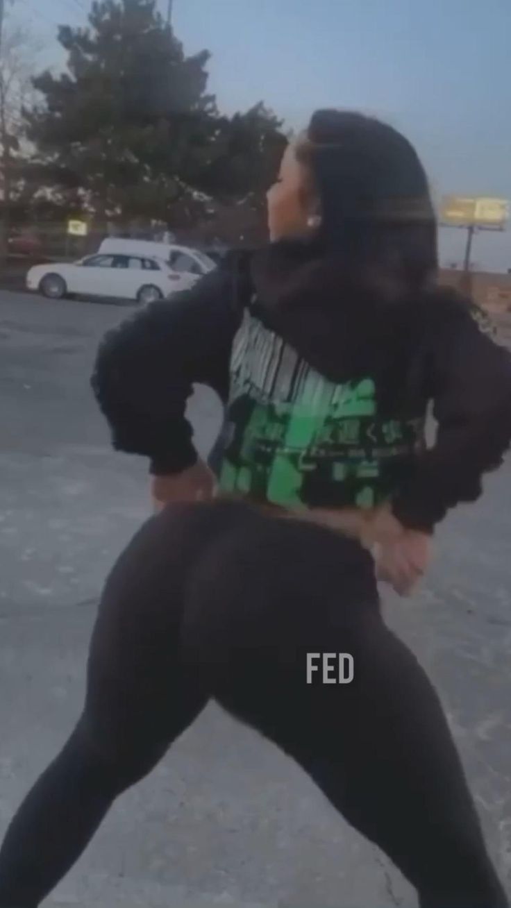 brian mckissick add hot black chicks twerking photo