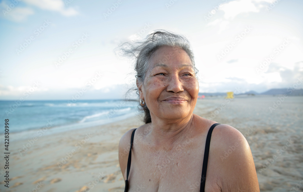 caryn carney add mature women at the beach photo