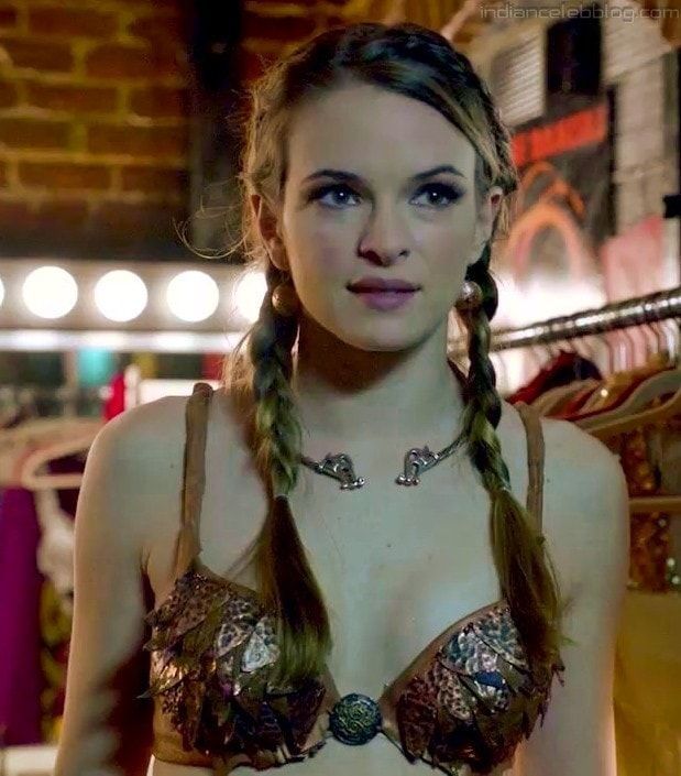 danielle panabaker hot