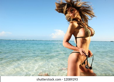 cristina de la torre add photo bikinis on boats