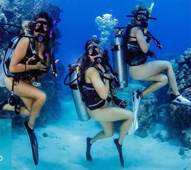 nude scuba diving