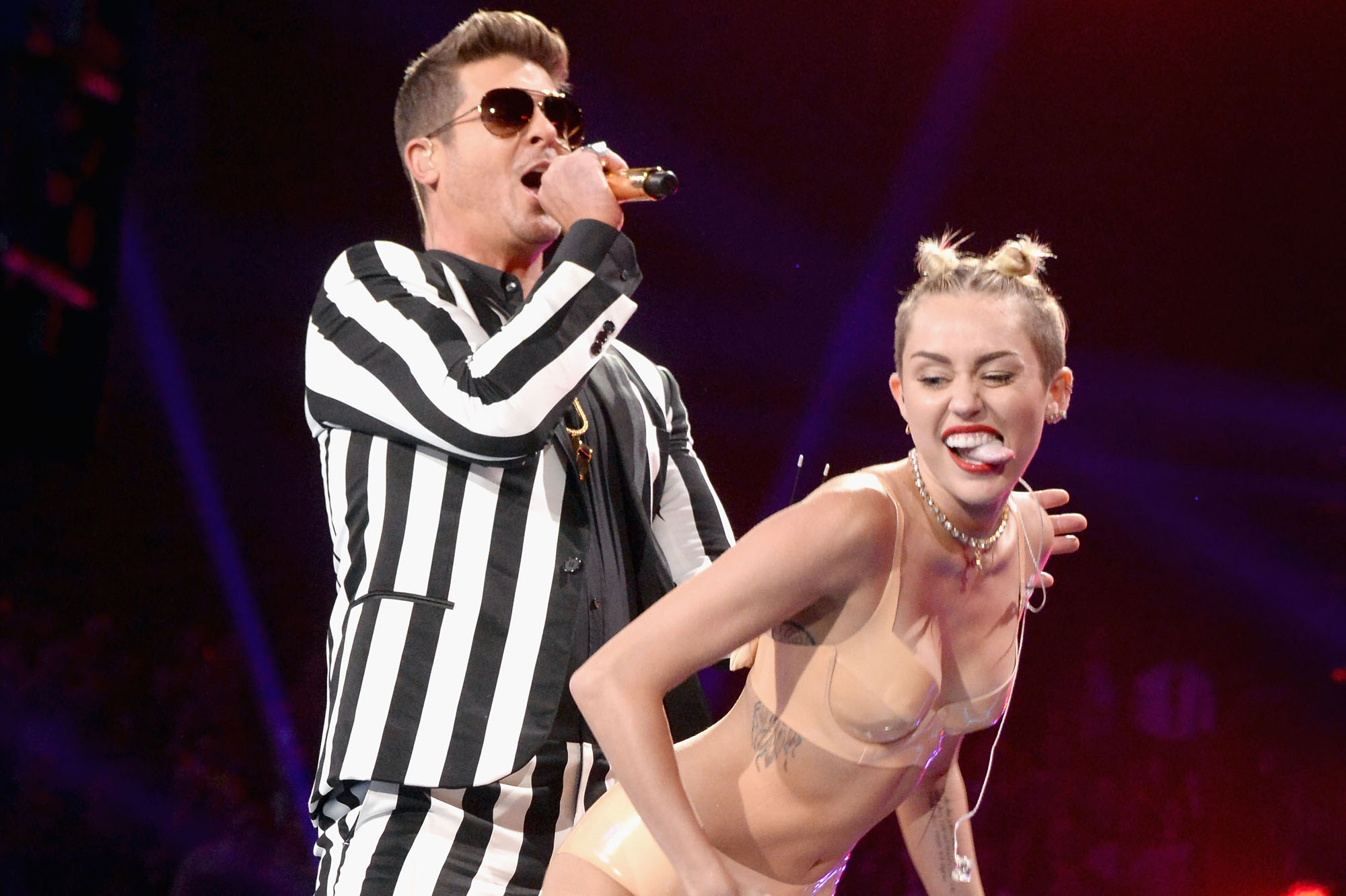 devin dejesus recommends miley cyrus naked on stage pic