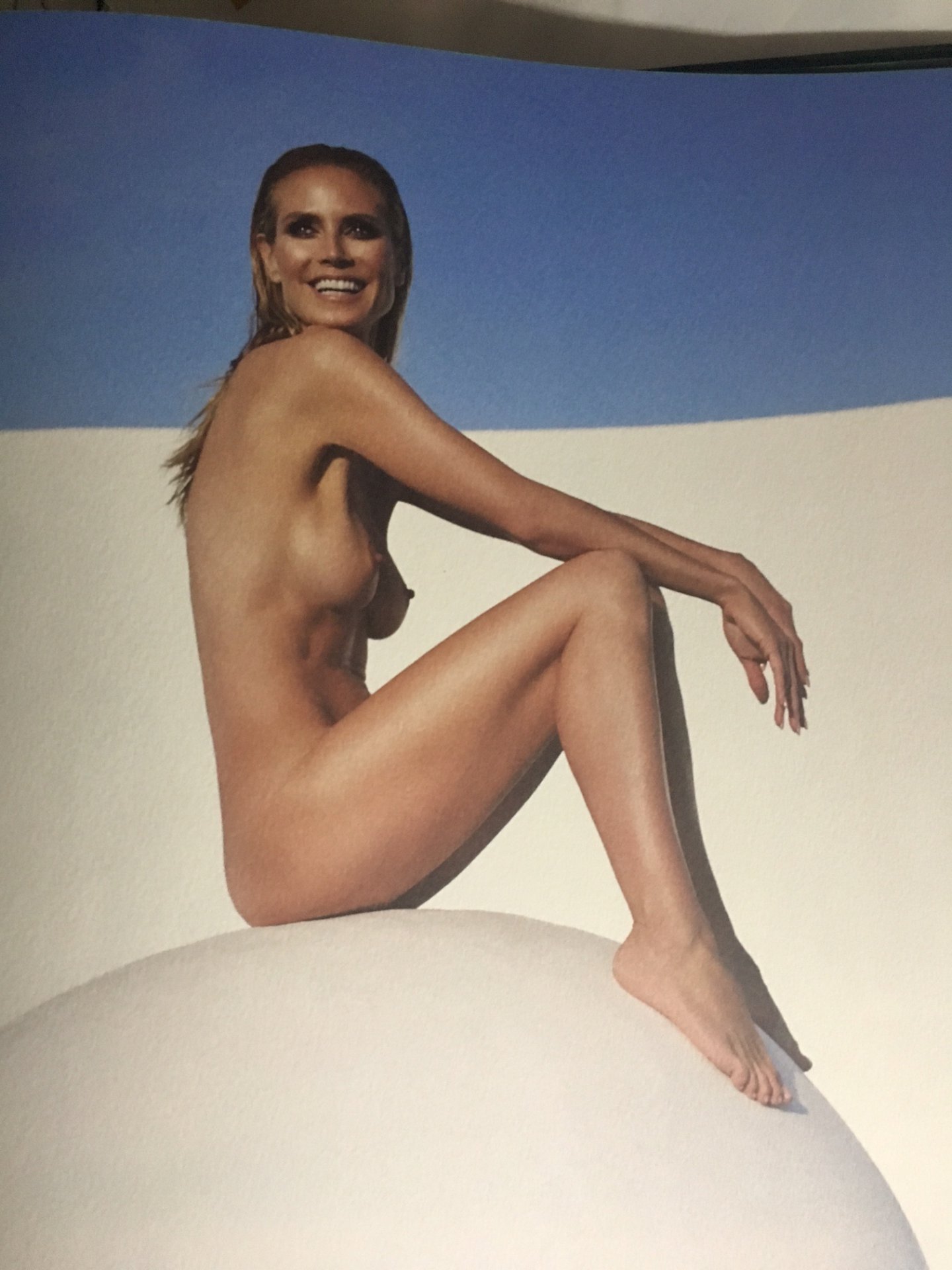 Heidi Klum Nude Photoshoot movies dvd