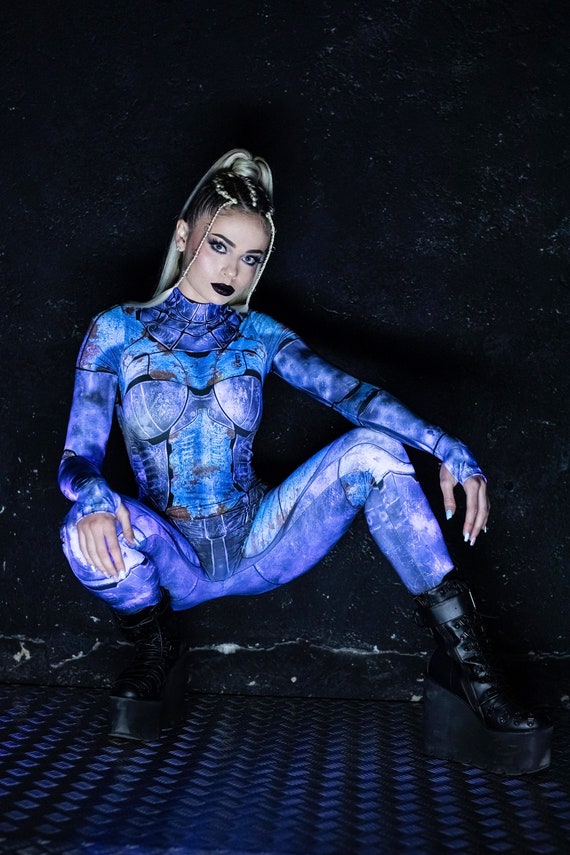 april pool recommends sexy cosplay body paint pic