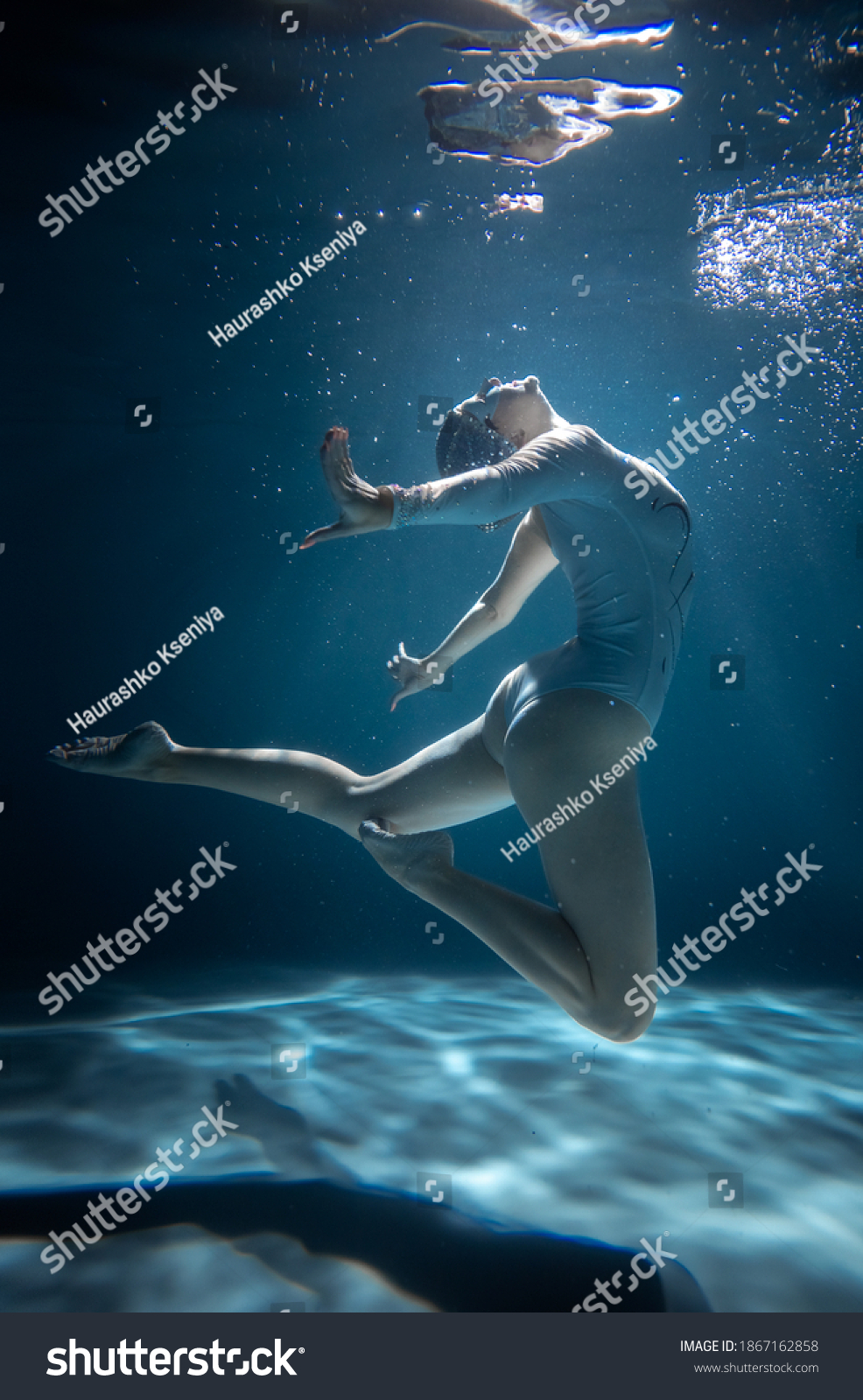 david cavitt add photo girl swimming under water