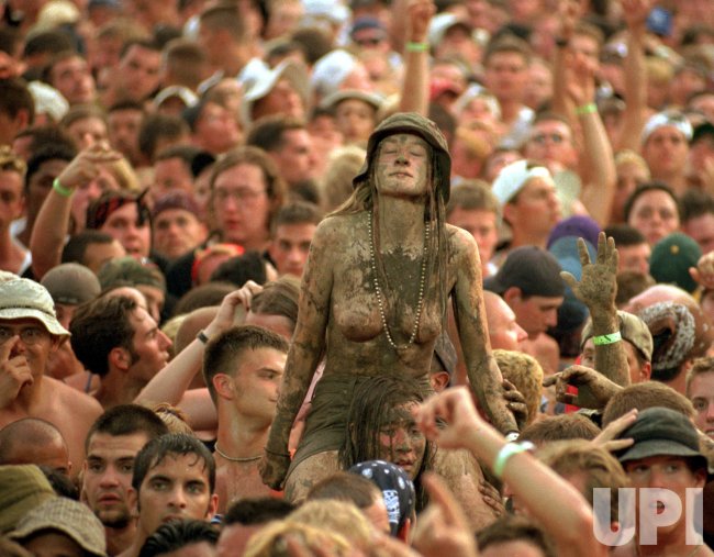 dashrath chavda add woodstock 99 topless photo