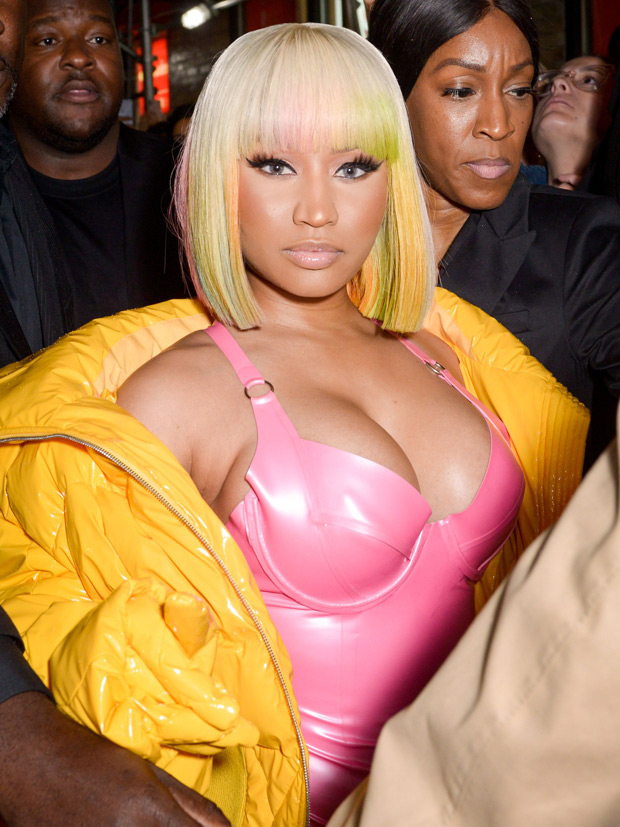 Nicki Minaj Boobs Photos heels gif