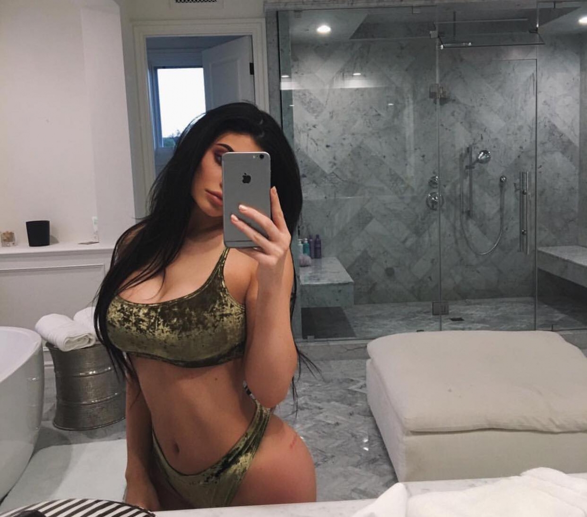 chad renninger recommends kylie jenner naked lingerie pic