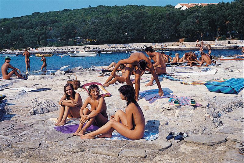 ajeet sahu add family nudist resort photos photo