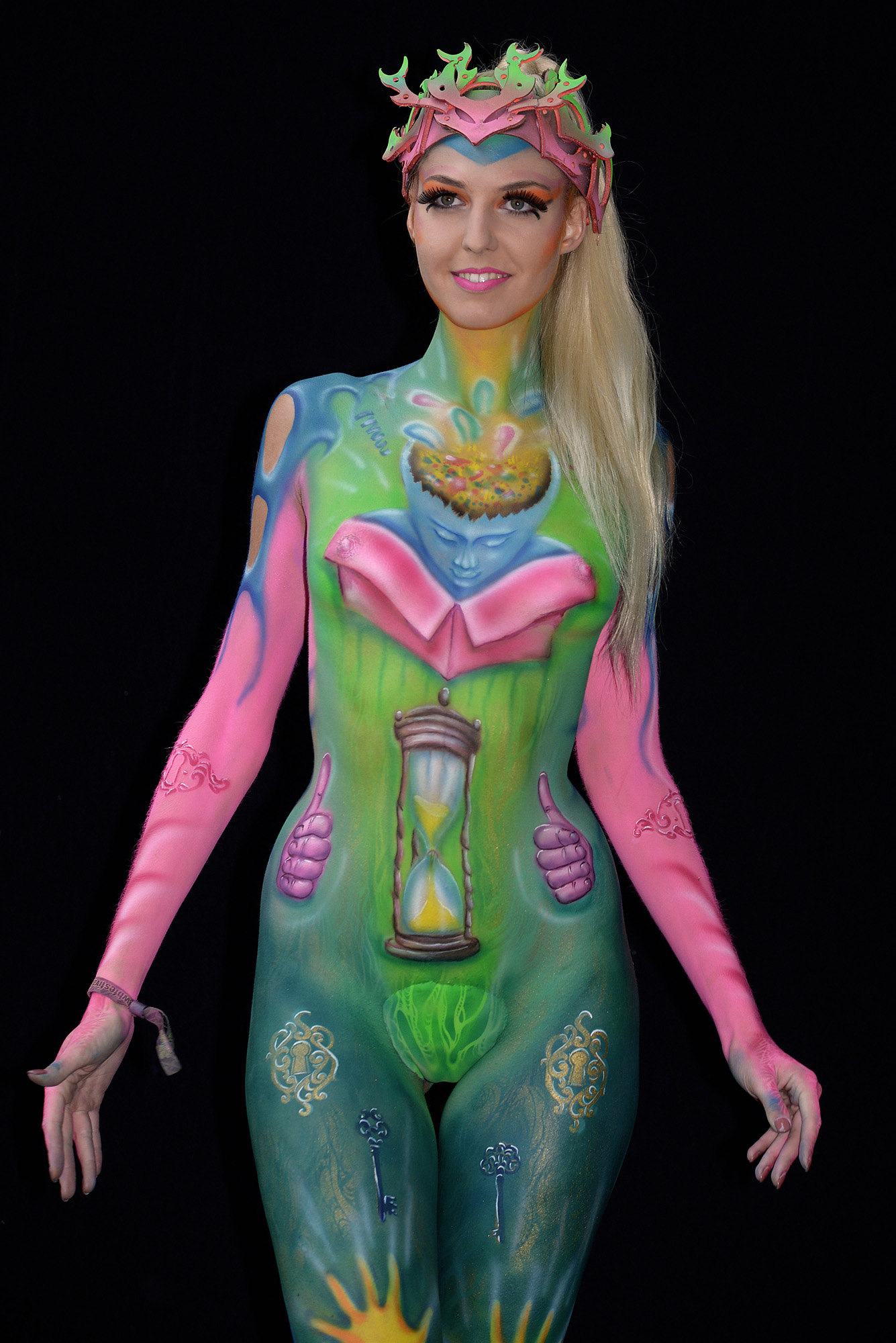 albert israel add female body painting festival photo