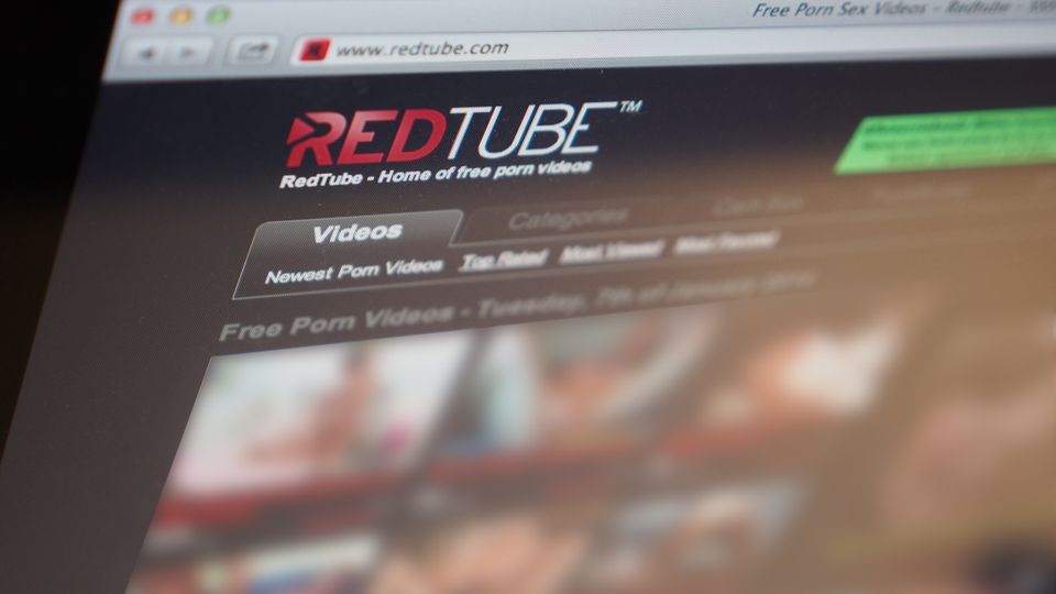 aidan cain recommends redtube home o porn pic