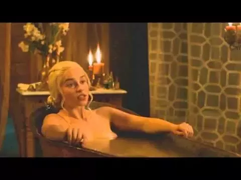 charmaine que recommends daenerys targaryen boobs pic