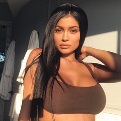 candice chilson recommends Kylie Jenner Planetsuzy