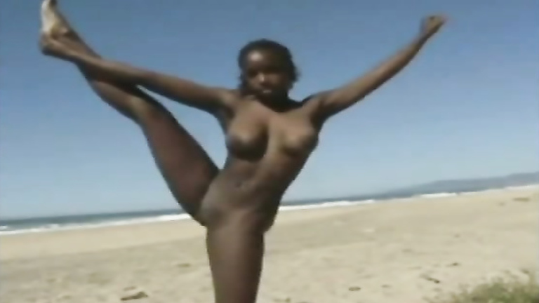 bobbie sherrod share naked black girls on the beach photos