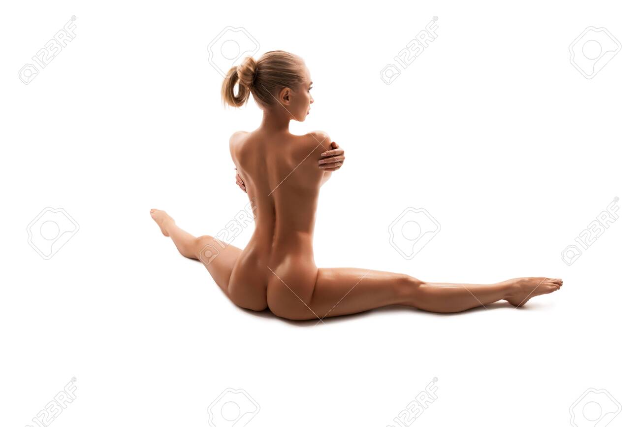 aida royo add photo doing the splits nude