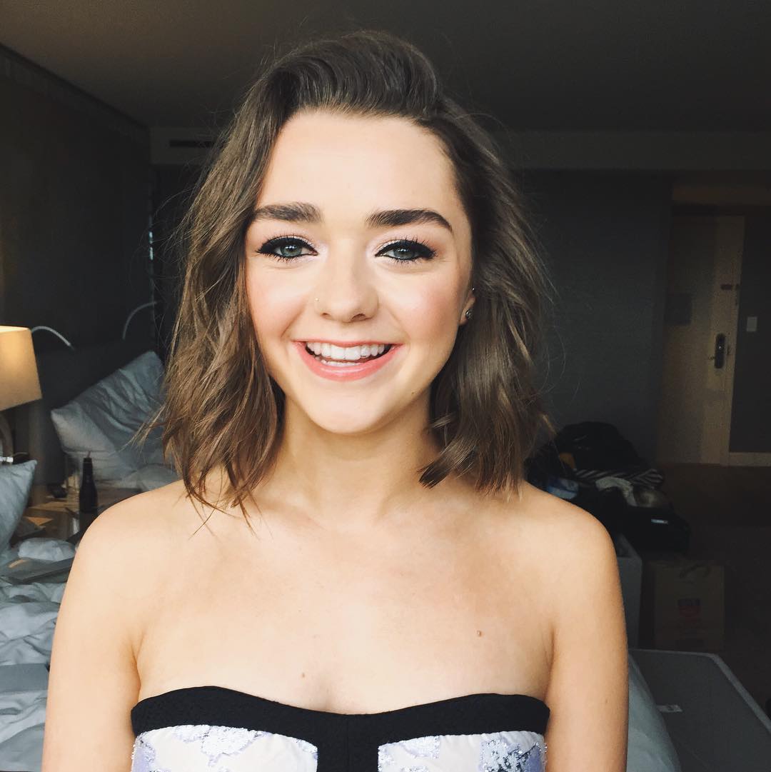 angela norling recommends Maisie Williams Japan Topless