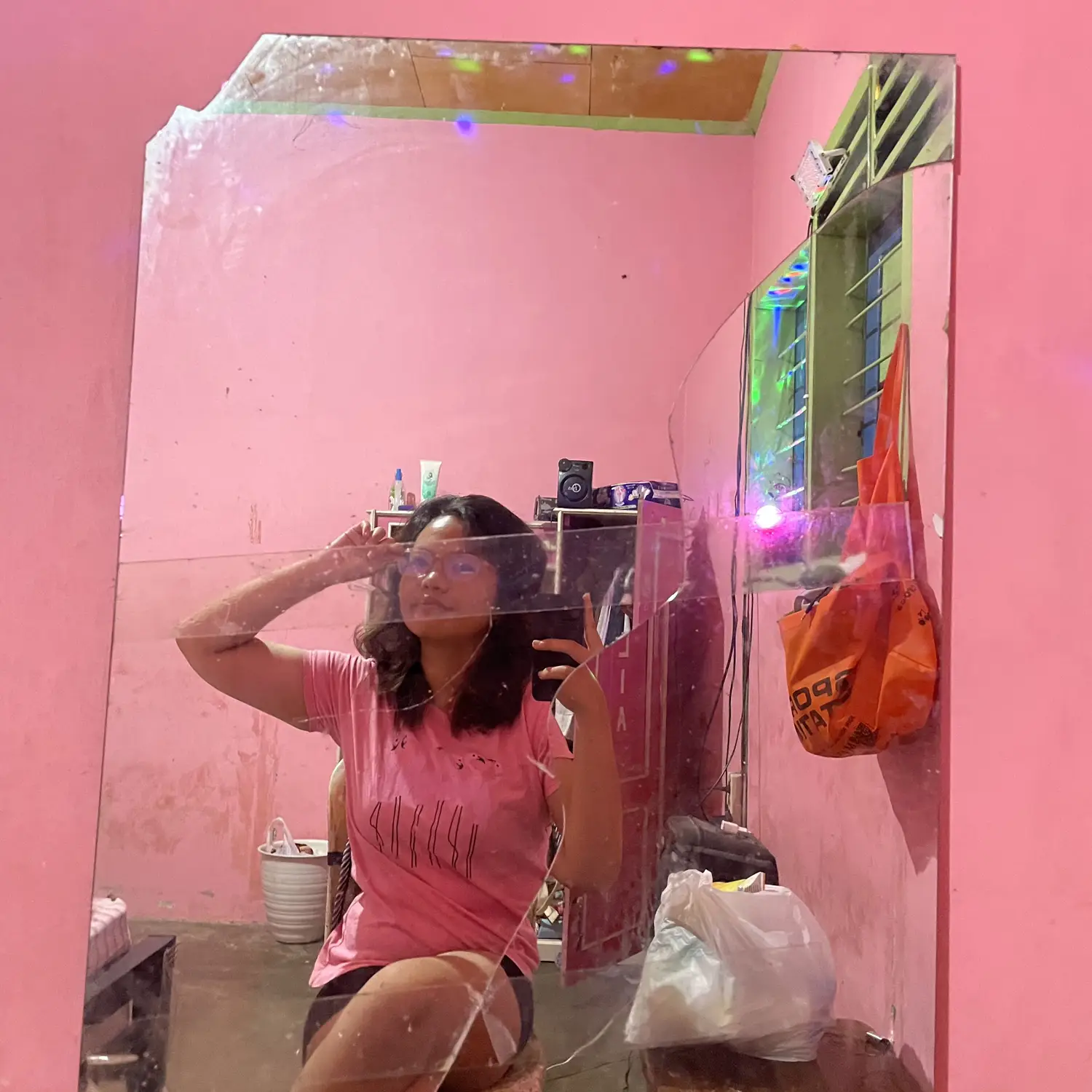 brenda romine recommends iphone 11 mirror selfie girl pic