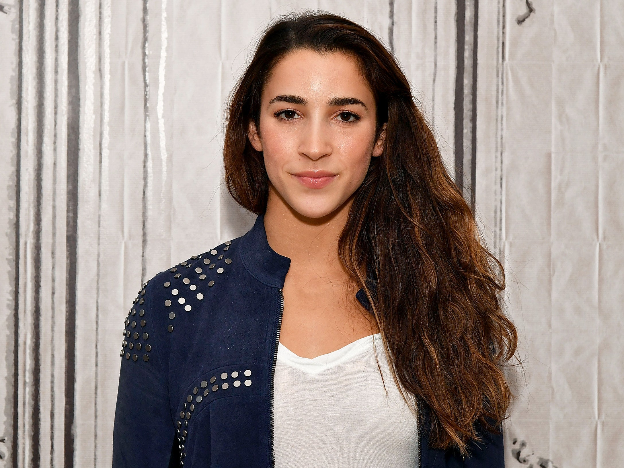 chanell collins recommends Aly Raisman Nip Slip