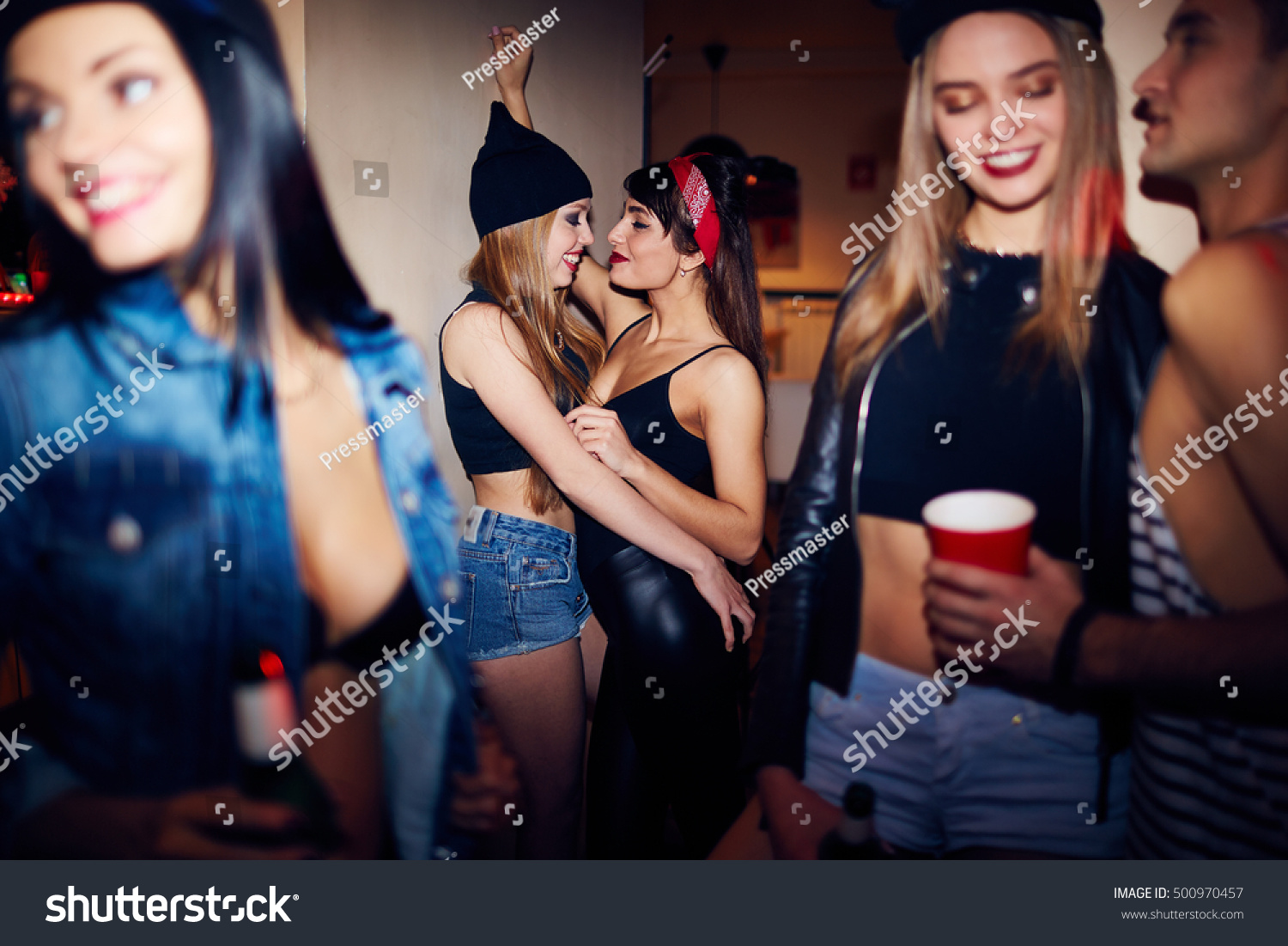 drunk party girls pics