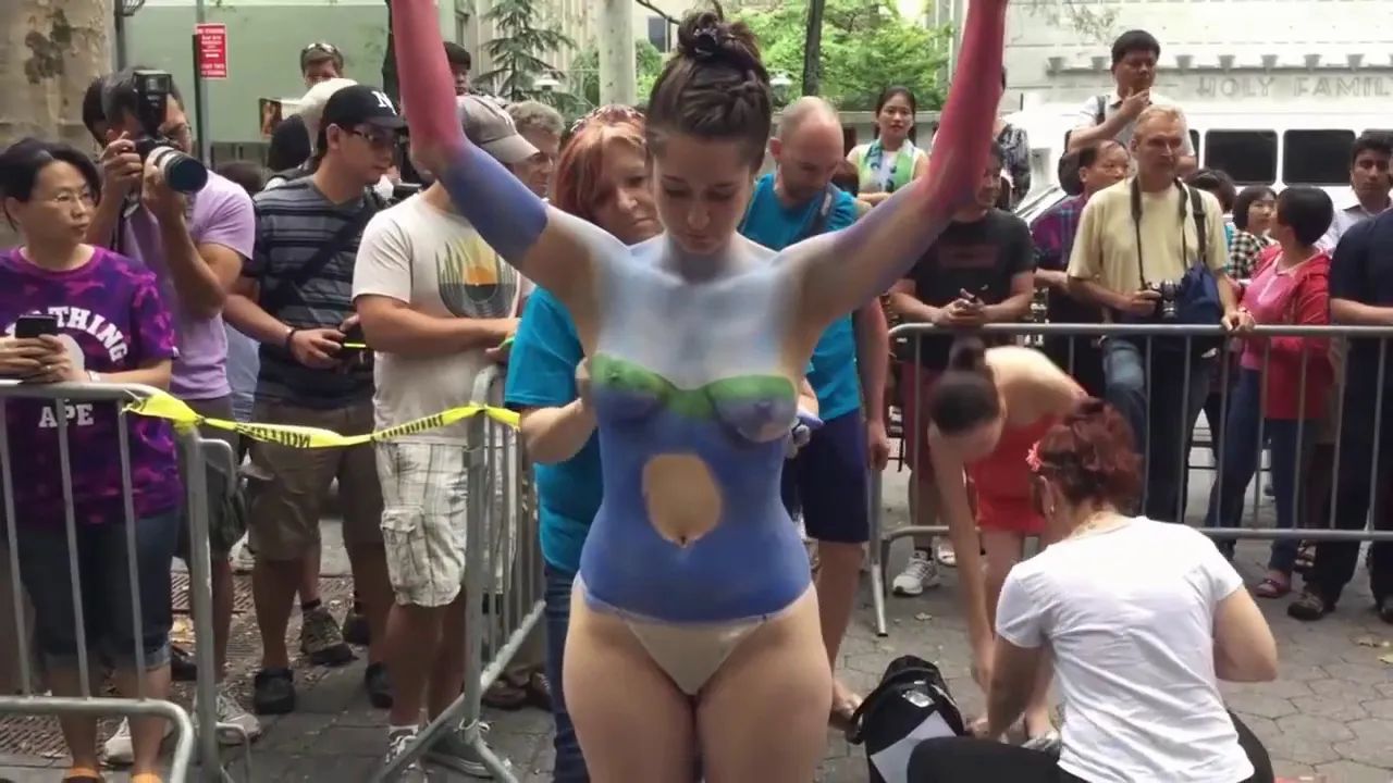 Live Nude Body Painting like brazzers