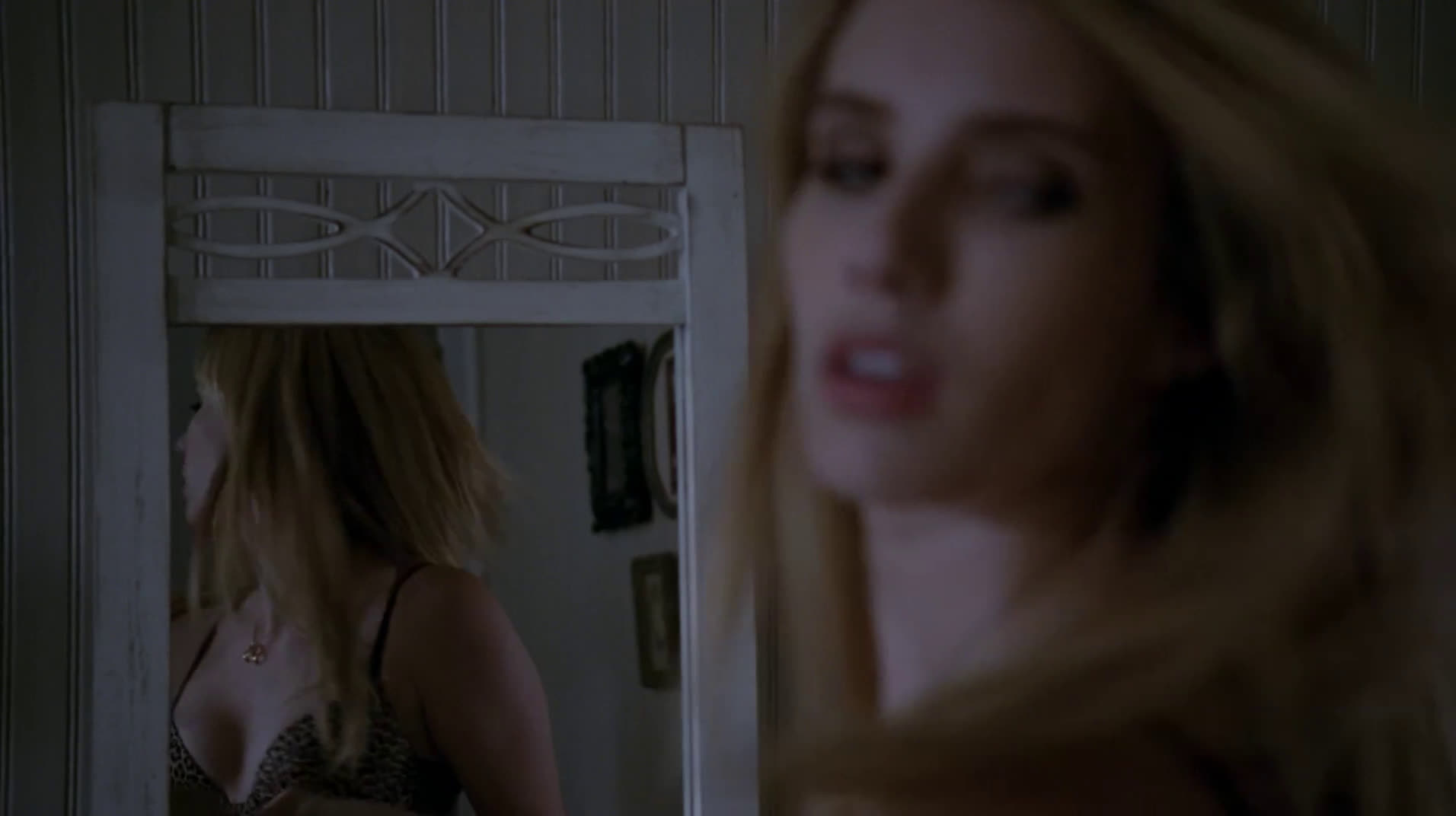 alesha otto recommends emma roberts in panties pic