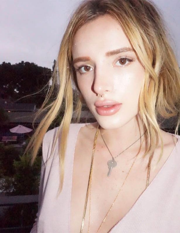 chathura alahakoon recommends bella thorne masturbating video pic