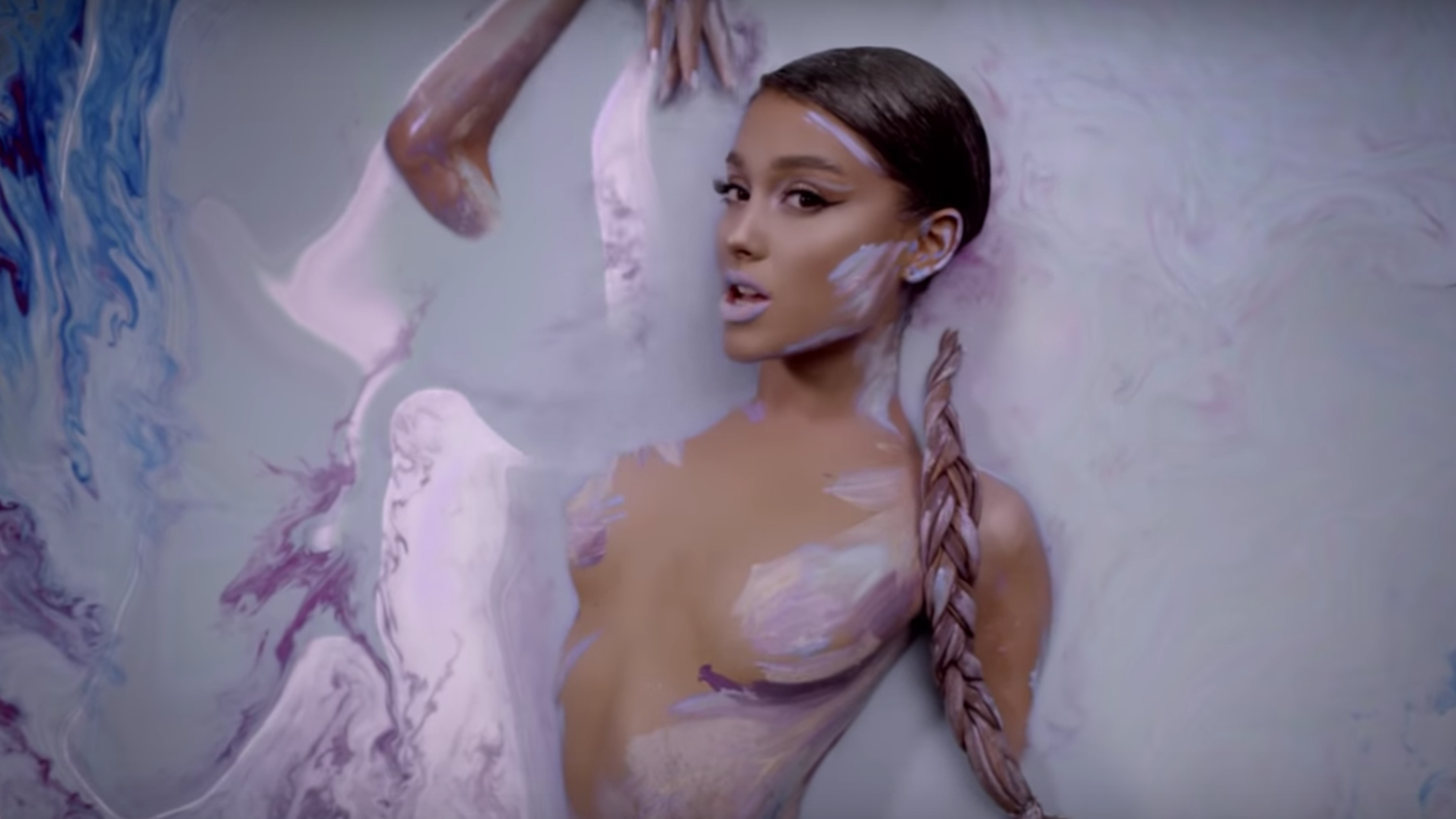 dean batchelor recommends Naked Images Of Ariana Grande