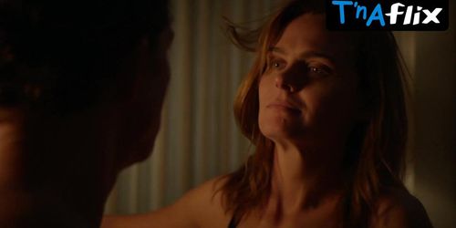 emily deschanel sex scene