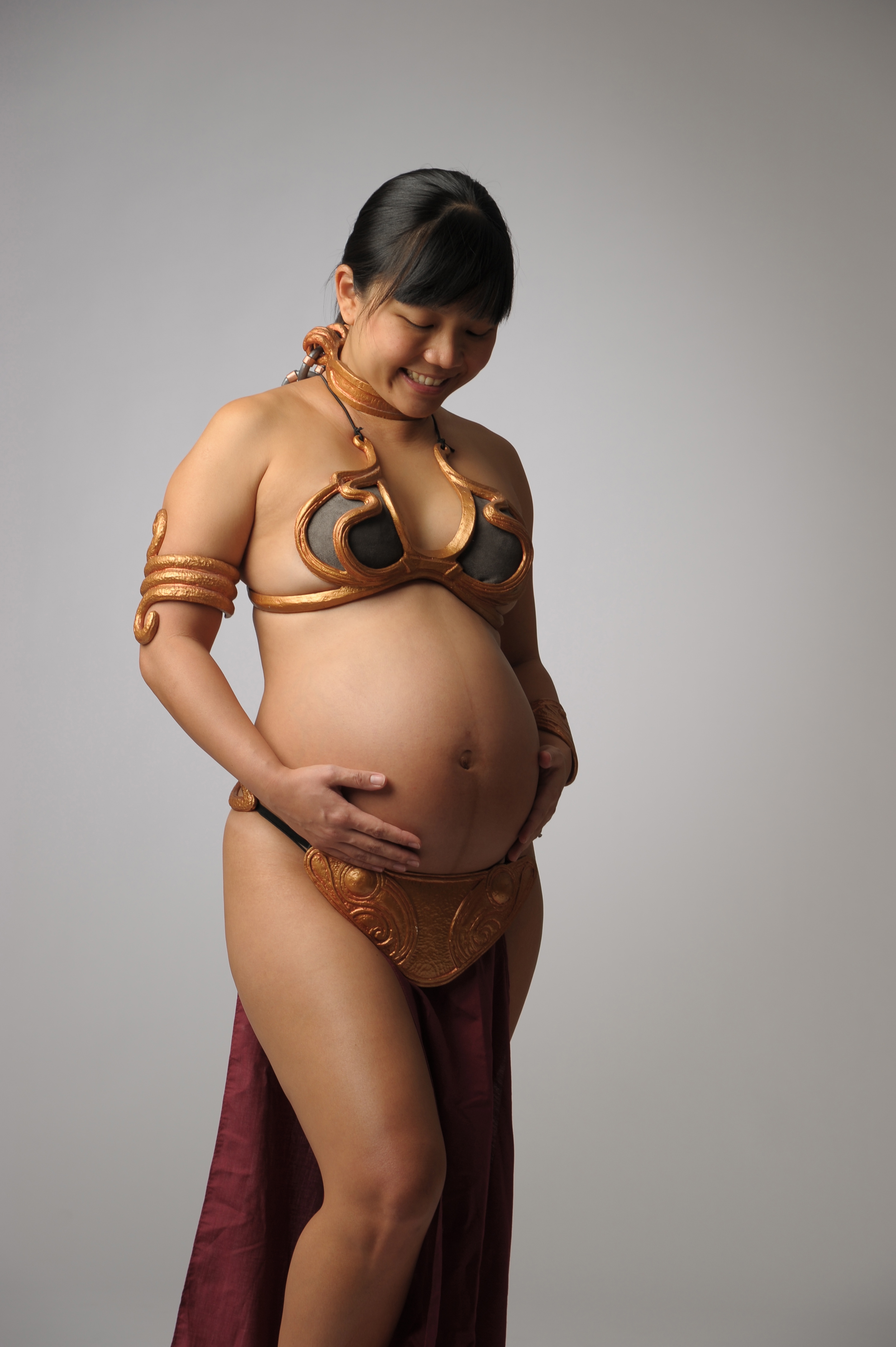 Pregnant Slave Princess Leia swinger tubes