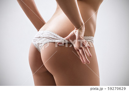 dhanushka ranaweera share women taking off underwear photos