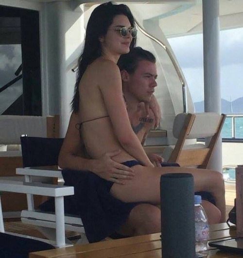 Best of Kendall jenner leaked pictures