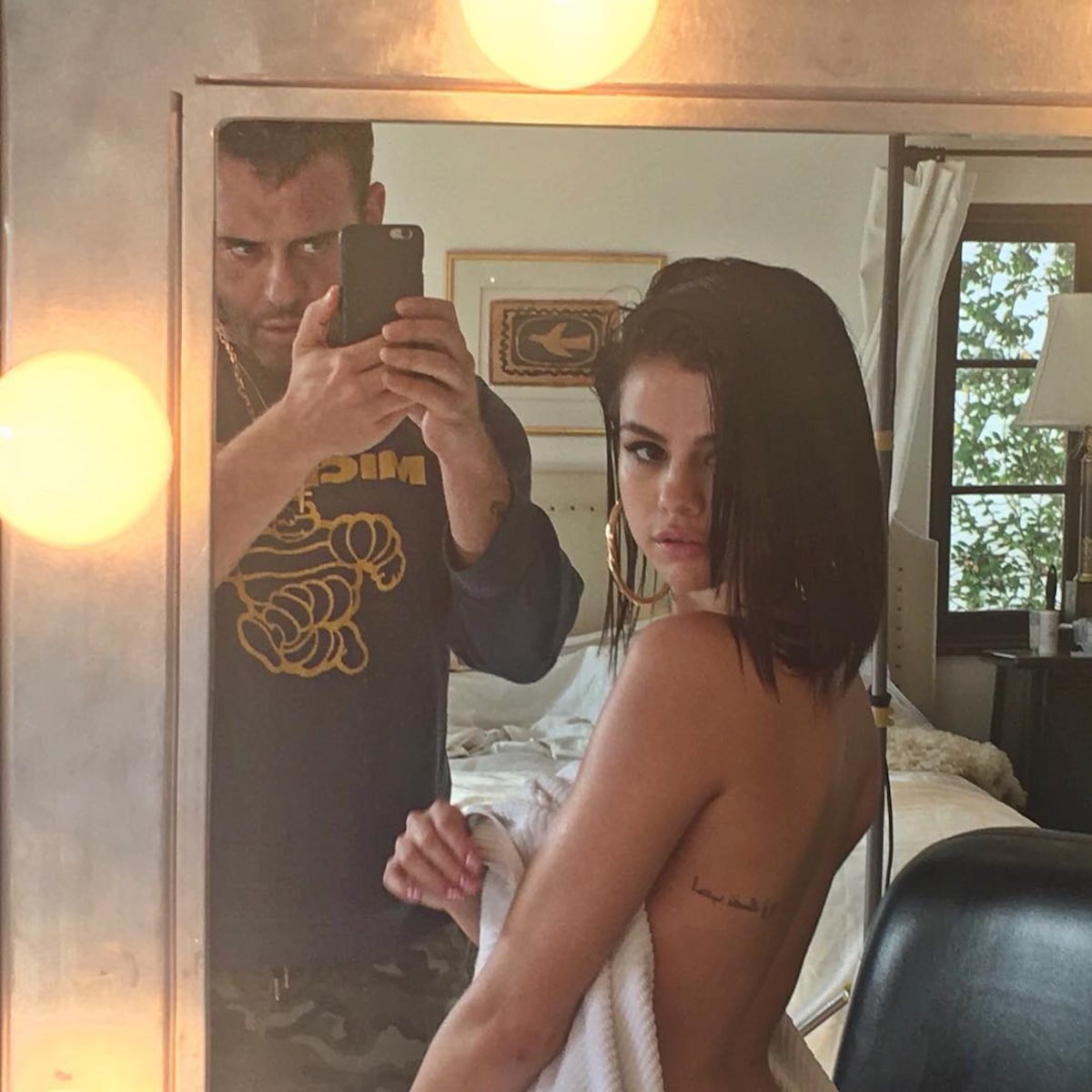 cobra quick add photo selena gomez booty pic