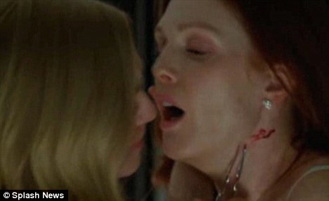 Julianne Moore Lesbian Kiss secretary fucking