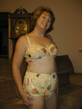 barbara lanza recommends granny bra tumblr pic