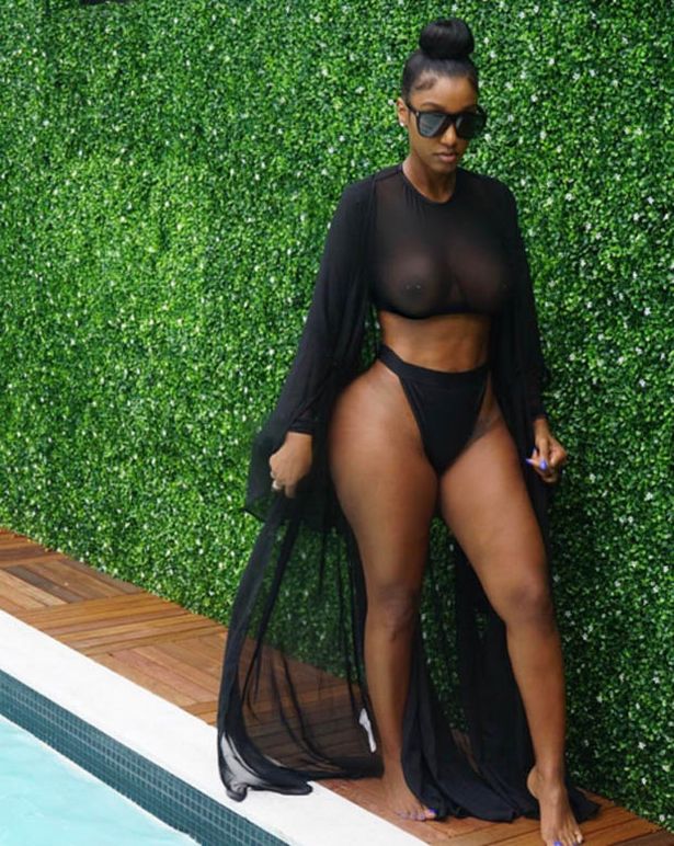 clare craighead recommends bernice burgos camel toe pic