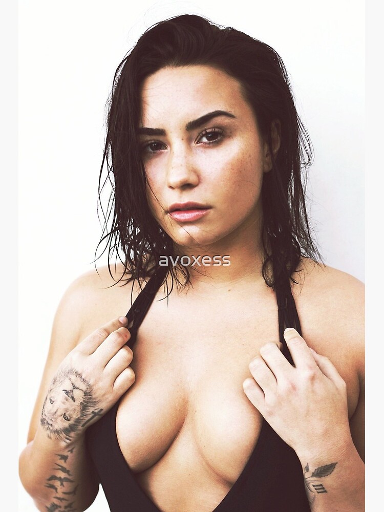 carmie rodriguez recommends Hot Pictures Of Demi Lovato