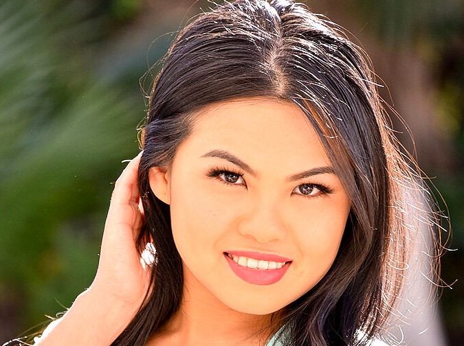 clare stokes recommends Cindy Starfall Age