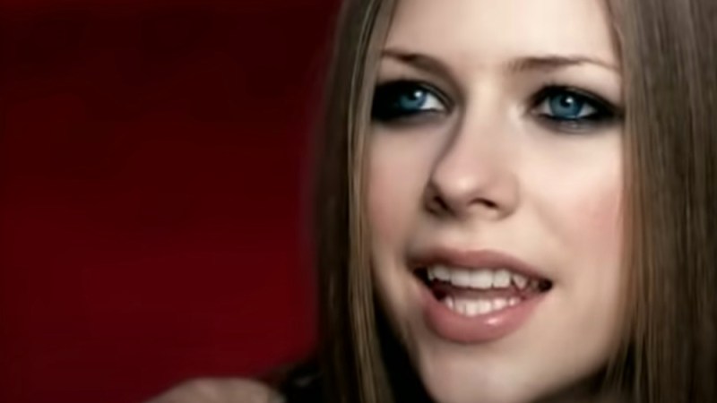 Avril Lavigne Leaked black out