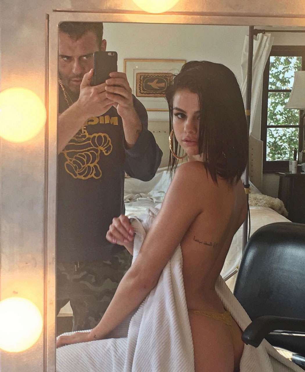 brent berry recommends Selena Gomez But Naked