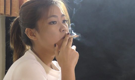 adrian charlesworth recommends Asian Smoking Fetish Porn