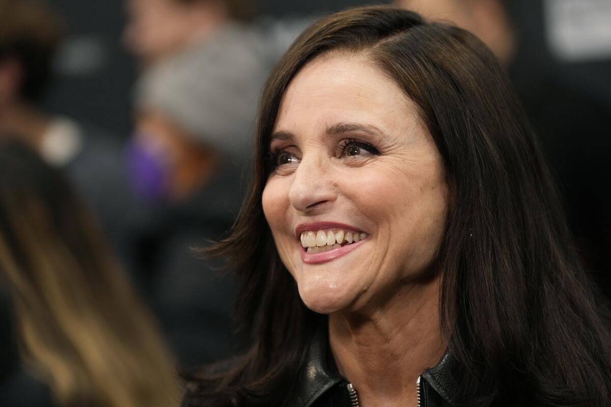 abby oliva recommends Julia Louis Dreyfus Xxx