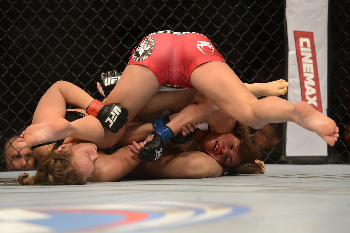 acab share ronda rousey cameltoe photos