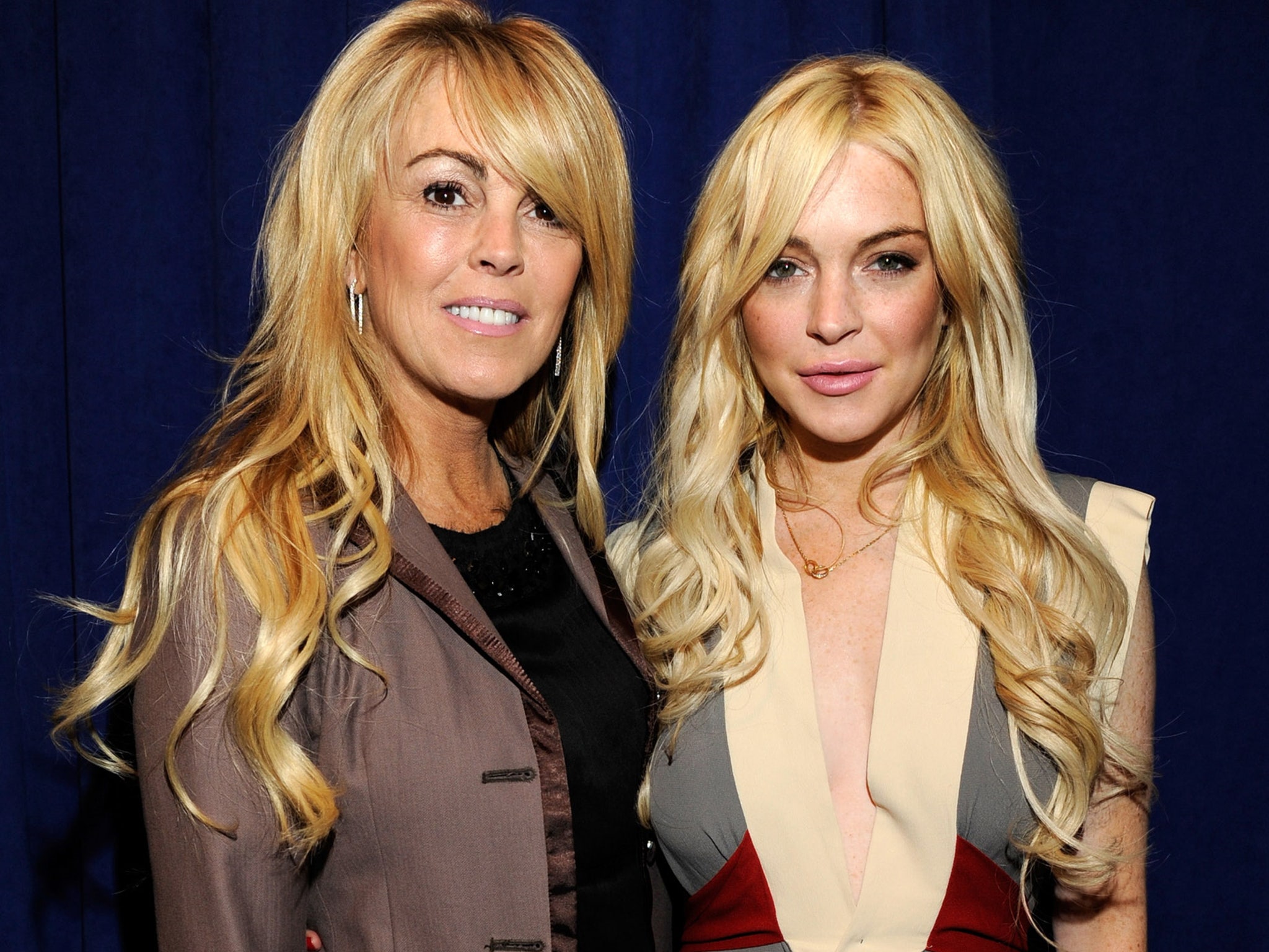 caroline folan share dina lohan hot photos